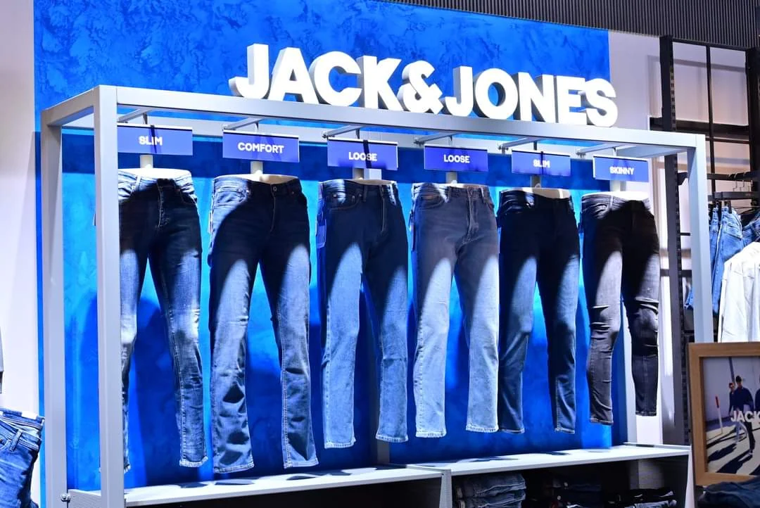 JACK & JONES &mdash; Svjetleća reklama